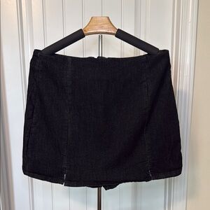 Classic Women's Black Denim Skort